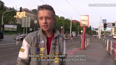 Прогулка чешского гея закончилась съемкой в порно